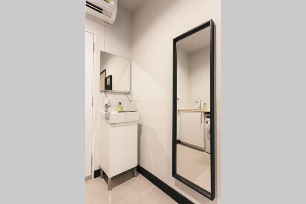S2 Silom Large Room 4-6 Guests Full Kitchen Wifi Bangkok Exterior photo